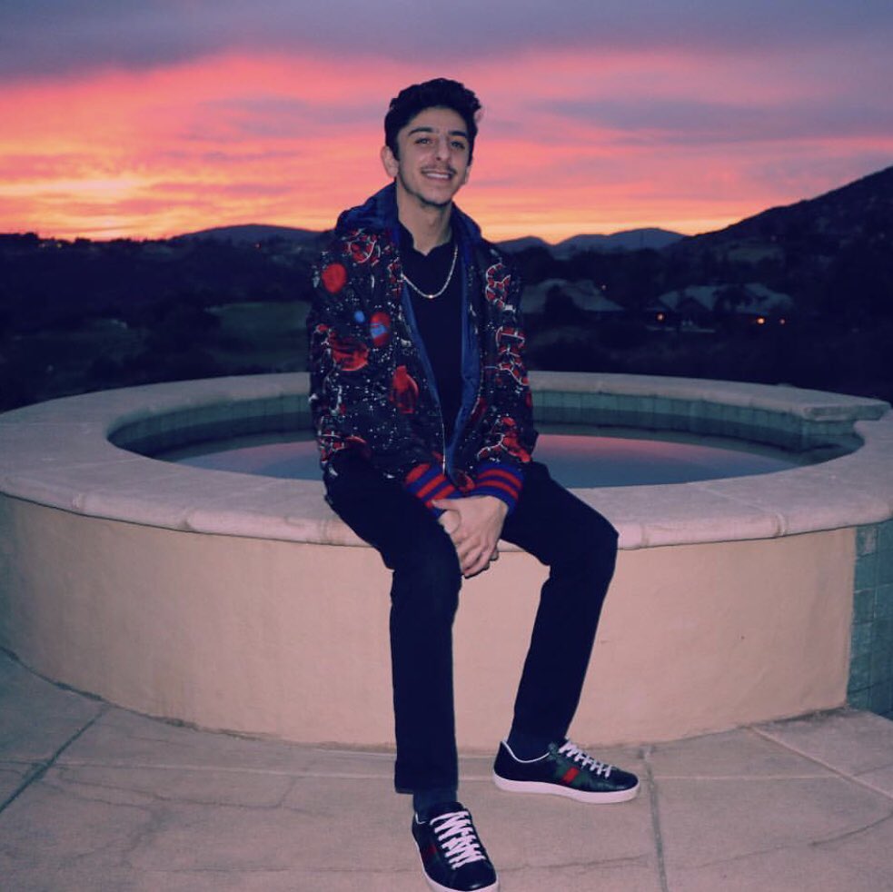 FaZeRug's tweet image. If you                        then
don't                         you dont
love me                    deserve me 
at my                        at my