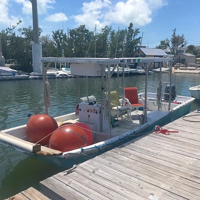 leightonoc's tweet photo. My ride today to shoot some pro-bono images for the Key West Community Sailing Center . Complete with lounge chairs & sun awning. #sailing #travelinginstyle #paradise #photographersparadise #workingvaca #workingonthebeach #kw #keywest #fla #thekeys #florida https://t.co/nstSnHEF2S