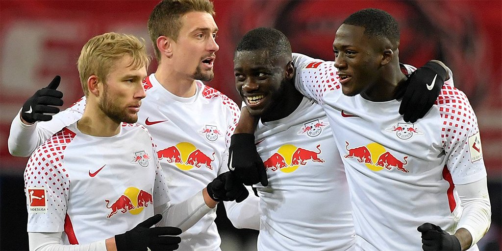 lequipe's tweet photo. Mode d'emploi du RB Leipzig, le phénomène qu'affronte ce soir Marseille en Ligue Europa https://t.co/trzvnLGfV9 https://t.co/h4VUwbUUnl
