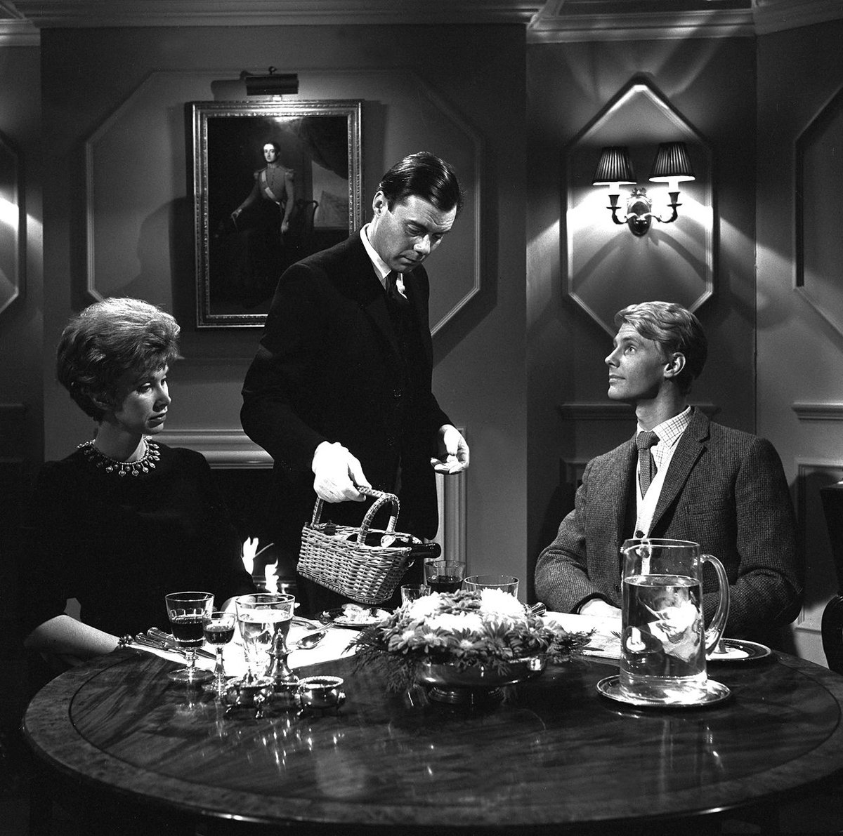 Talking Pictures TV tweet media
