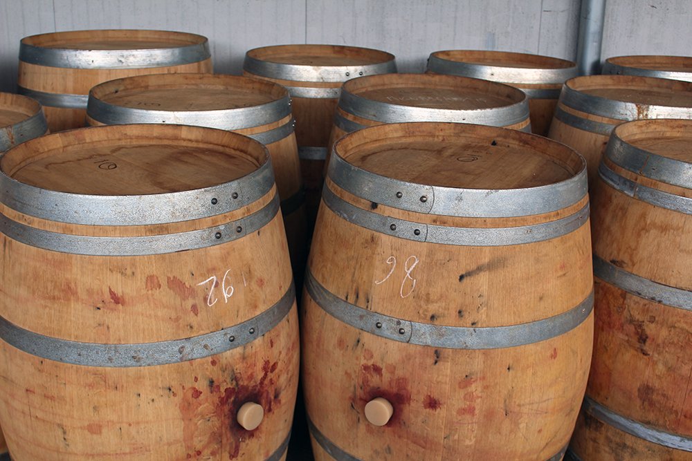 cave_irouleguy's tweet photo. #àvendre 📢 #Barriques d'occasion 225 et 300 litres en l'état. 60€ l'unité. 50€ à partir de 3. Intéressé(e) ? Contactez-nous en MP, par tél. au 05 59 37 41 33 ou par e-mail sur contact@cave-irouleguy.com. https://t.co/LVWqcZp1Od