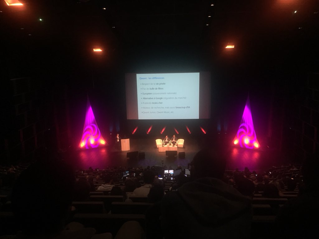 perrauquet's tweet photo. Ce soir c’est conférence! @Qwant_FR @LeLaboDuWeb #laboduweb https://t.co/VDT3N03Uey