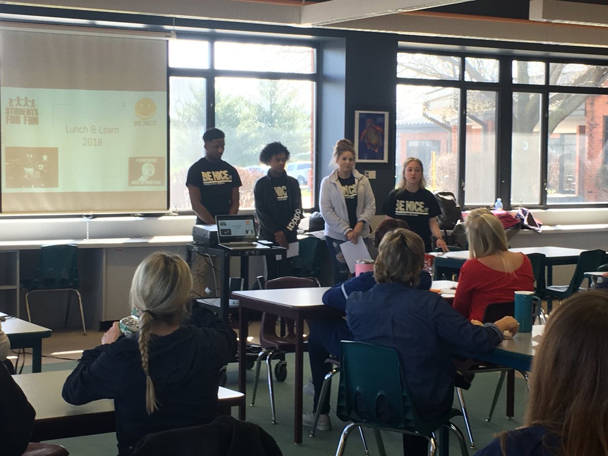 steepFHN's tweet photo. Students for FHN held a Lunch and Learn for 60 FHN teachers today. They did a great job sharing information gathered at the Student Summit and upcoming Be Nice projects! #FHNPride Thanks to those who came today. https://t.co/tyM0Q1kuYB
