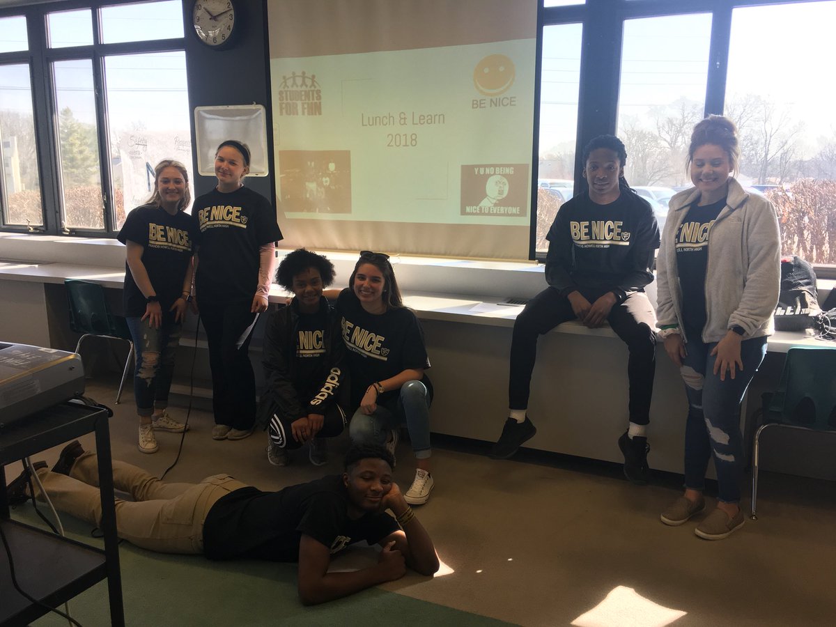 steepFHN's tweet photo. Students for FHN held a Lunch and Learn for 60 FHN teachers today. They did a great job sharing information gathered at the Student Summit and upcoming Be Nice projects! #FHNPride Thanks to those who came today. https://t.co/tyM0Q1kuYB