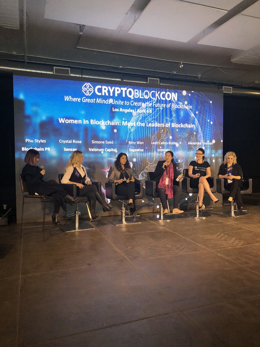 blockchainbeach's tweet photo. Next panel: @amyywan moderating the Female Leaders of Blockchain with @crystalrose of @sensay, @PhuStyles, @leah_cb of @intimate_io, @SimoneSyed of @VelorumCapital, and Alexandra Tinsman @NEMofficial #CryptoBlockCon #BlockchainBeach https://t.co/PRsrOgu9y3
