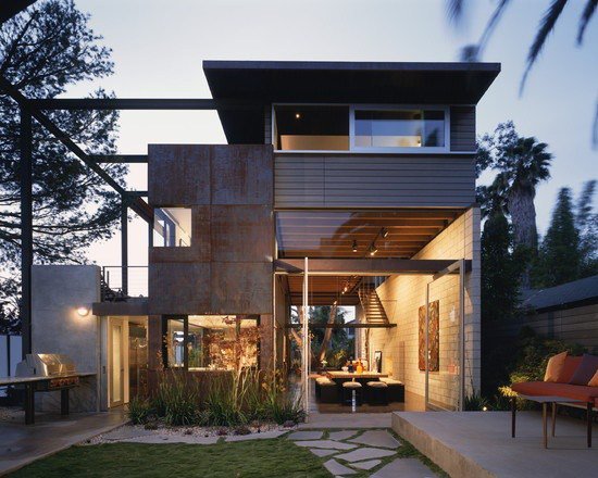 uniquefurnish's tweet photo. Venice #House is a California #House with a Sloping Trapezoidal Roof The three-story, energy-efficient Venice #House is topped off with a unique, sloping trapezoidal roof.
 https://t.co/eMNG5ThjzU 
 #Architecture #Main #PodAd #Residential https://t.co/m0GawKtkOI