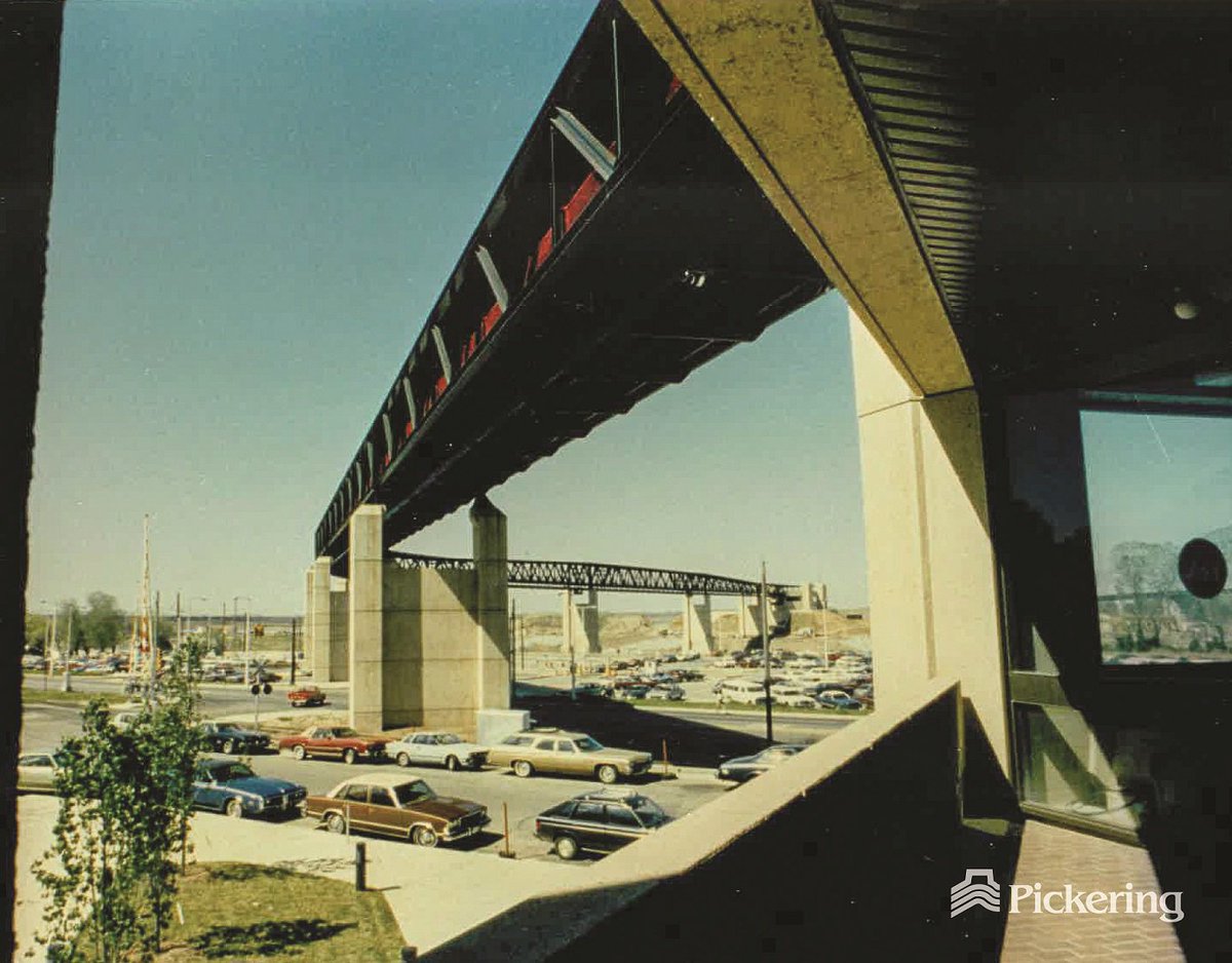 PickeringFirm's tweet photo. We've been headquartered in #Memphis for 72 years now, which means we have some pretty cool old photos... #TBT #ServiceandGoodWork https://t.co/LyxQHv2jeN