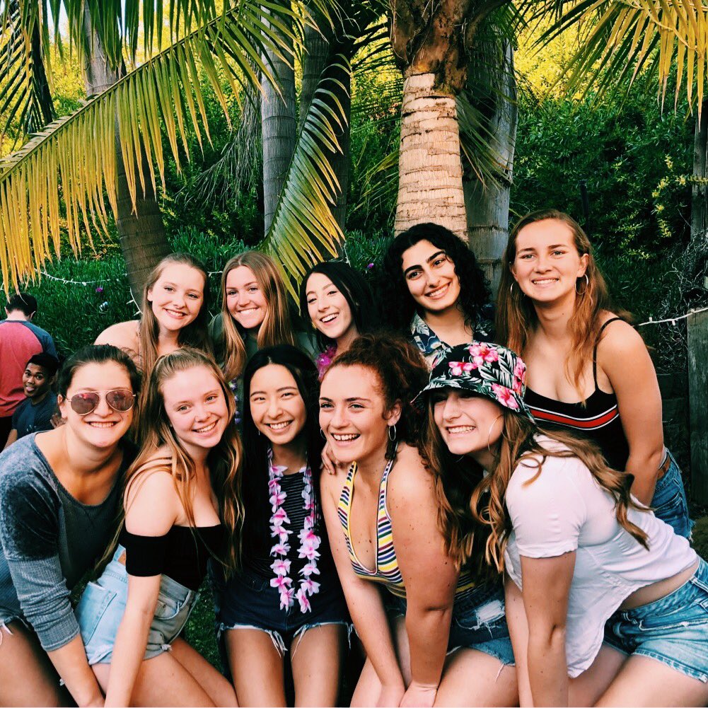 Happy 123rd birthday to <a href="/ChiOmegaXO/">Chi Omega Fraternity</a> !! Thanks for the endless love, sisterhood, and laughter 🦉❤️🌟 #XOXO