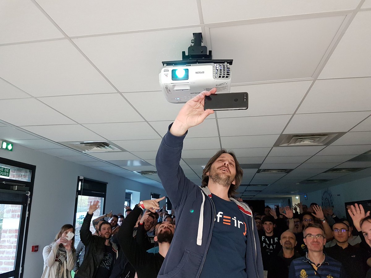 Nicolas_Tamalet's tweet photo. Beau succès de la #TechNightbyAXA bravo @ThomasCourbe @laetitia_lrnt @marie_chacun @cbalit @cyril_lakech @stephanievoitus @AXAJobs_fr @Znic0 @geoiris @xavierballoy @JuVandenbussche https://t.co/Ywshj3mNeZ