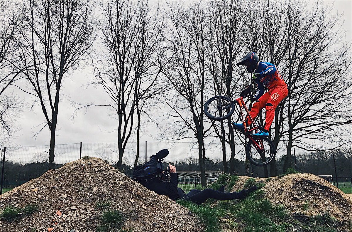 Vandaag gave opnames op <a href="/Papendal/">Papendal</a> vh @jeugdjournaal met BMX International <a href="/NielsBensink/">Niels Bensink</a> uit Voorst. Een sneak preview voor een gedeelte vd uitzending vd opening <a href="/koningsspelen/">Koningsspelen NL</a> in Twello op 20 april #VoorstActief