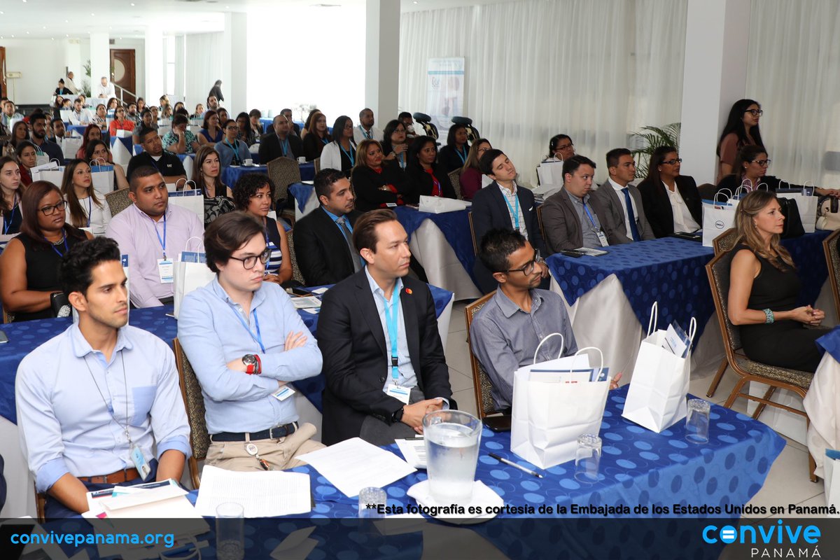convivepanama's tweet photo. Nuestro #TBT de lo que fue nuestro Primer Congreso de Prácticas Ejemplares en Diversidad Empresarial; fue una grata experiencia para todas las empresas participantes.

#DiversidadEmpresarial #ConvivePanamá #LGBTI #Profesiones https://t.co/JYM3Jgc3QY