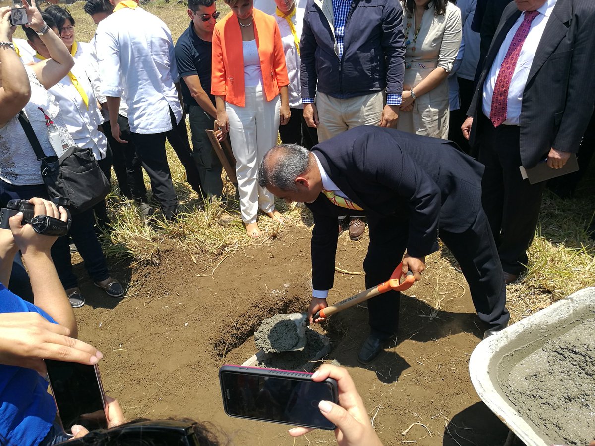 minorrod's tweet image. Con alegría celebramos el Inicio de las Obras de la Nueva Sede del INA en Heredia.  8 mil m² de construcción. Invers 9 mil mills. @luisguillermosr