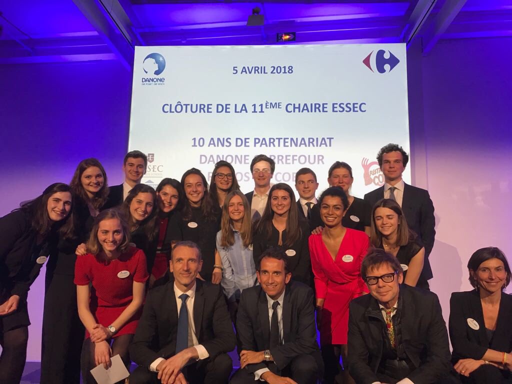 bompard's tweet photo. Une soirée riche en échanges avec @EmmanuelFaber et les étudiants de l'@Essec_PGC, pleinement conscients que la #transitionalimentaire est au cœur des enjeux de demain. #ChaireEssecPGC https://t.co/rtZibV1aCr