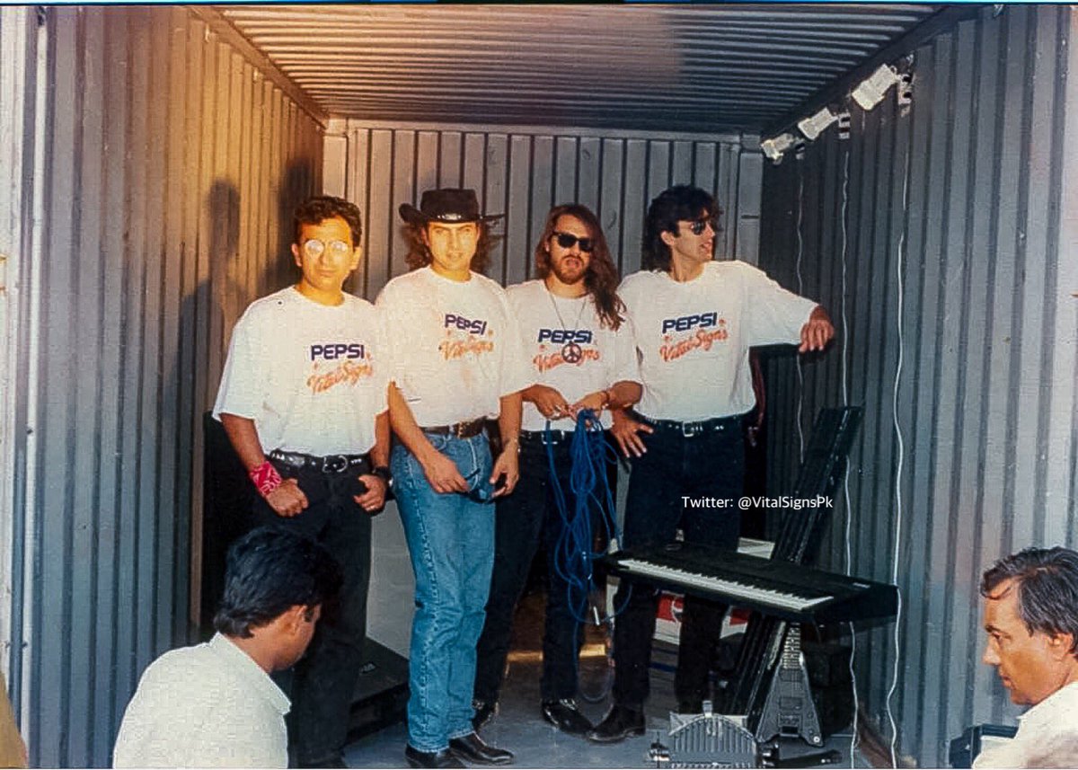 VitalSignsPk's tweet photo. #VitalSigns behind the scenes during the Pepsi commercial in the early 90s.  #DilDilPakistan https://t.co/QQfp9ejRRq