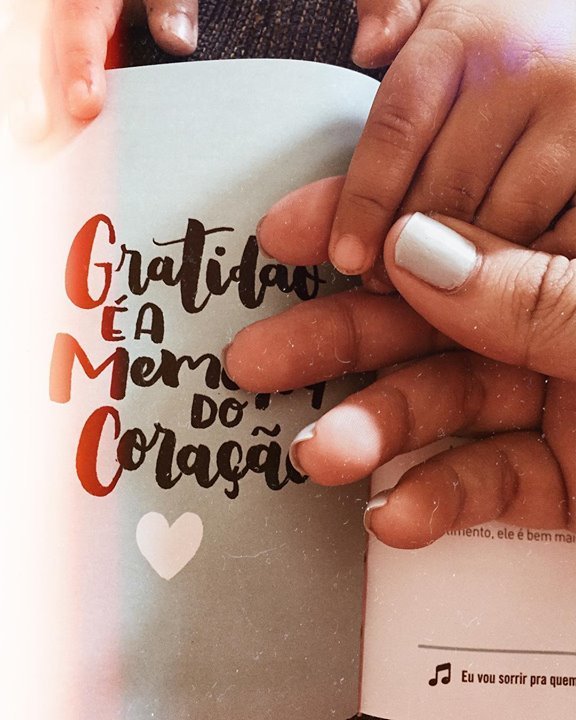 indiretasdobem's tweet photo. O que faz seu coração agradecer? (📷: @c__camila) 

O #RecadosDoBem não é datado, então você pode usá-lo como quiser para deixar seu 2018 cheio de amor! 💖 https://t.co/XURpDkIMpT