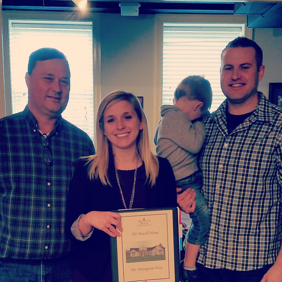 Monogram_Homes's tweet photo. Congratulations on this exciting time for your family!! #monogramhomesohio #contractsigning #truecustom https://t.co/8uO53wZFq6