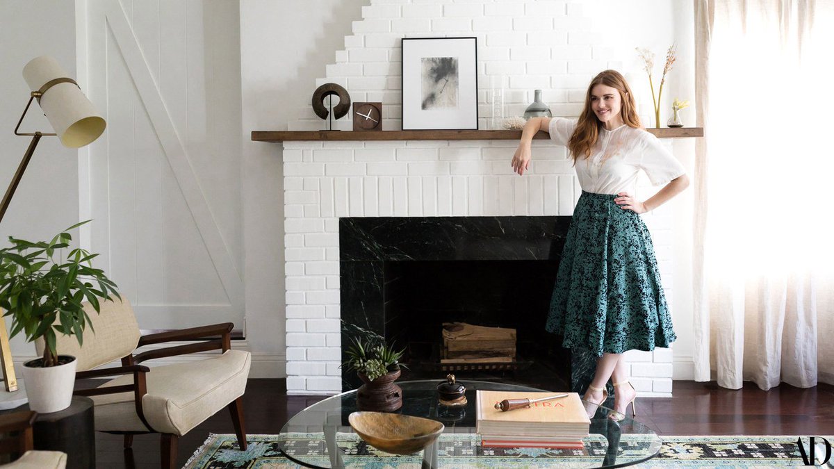 KJMArchitecture's tweet image. Teen Wolf&apos;s Holland Roden Takes Architectural Digest Inside Her Hollywood Bungalowe  ow.ly/YPeF30jl9EY #celebrityhome #teenwolf #Hollywood #interiordesign #homedesign #homedecor