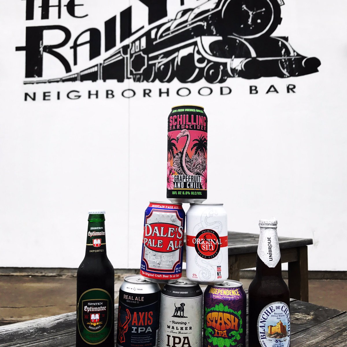 Celebrating #nationalbeerday early with some great, new beers from around #Houston and #Texas and afar. <a href="/Unibroue/">Unibroue</a> <a href="/RealAleBrewing/">Real Ale Brewing Co.</a> @RWalkerBeer <a href="/DrinkSpaten/">Spaten Beer</a> <a href="/indybrewing/">Independence Brewing</a> <a href="/oskarblues/">Oskar Blues Brewery</a> #RiverOaks #Beer