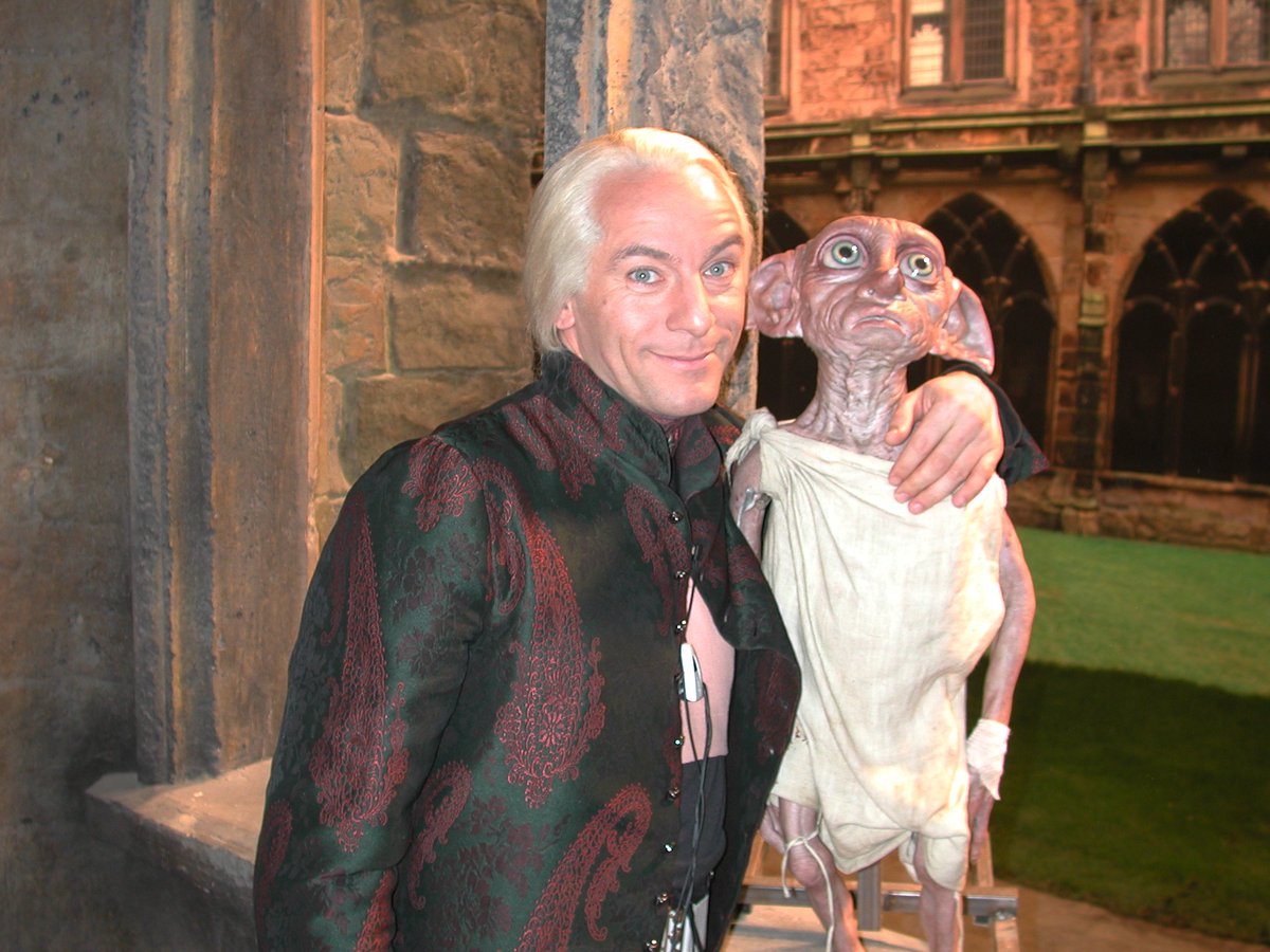jasonsfolly's tweet photo. #TBT Me and the scene-stealing elfin superhero formerly known as Dobby (pre-sockgate). Now current Attorney General of the USA, oddly. Thought I'd killed the little bastard.

#HarryPotter @HarryPotterFilm https://t.co/nKDFf12hBS