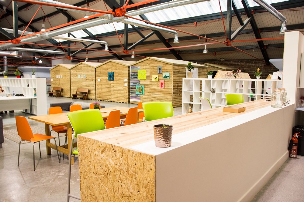 MovingSoonUK's tweet image. RT please for any local biz or entrepreneurs looking for amazing space at affordable rates #NWalesHour #WirralHour #LiverpoolHour #Hotdesk @Wirral_Business @Wirral_Talk @LunchNetworking @MerseyInnovator #87RT @chirpnetwork @DIBLiv 
⬇️
ow.ly/pFWU30jeijo