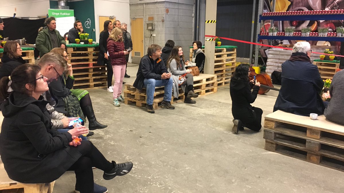 Kavlifondet's tweet photo. Gratulerer med den nye Matsentralen, Trondheim! 💚#kuttmatsvinn #verdierforgodeformål https://t.co/xLbMXjdIdd @MatsentralenNO @MatsentralOslo @QBentM @MetteNHavre @karl_johan @aksmj @rasmussenpal1 @FIVH @Trondheim @jorulv @OysteinSkreien https://t.co/TekjPCLqzX