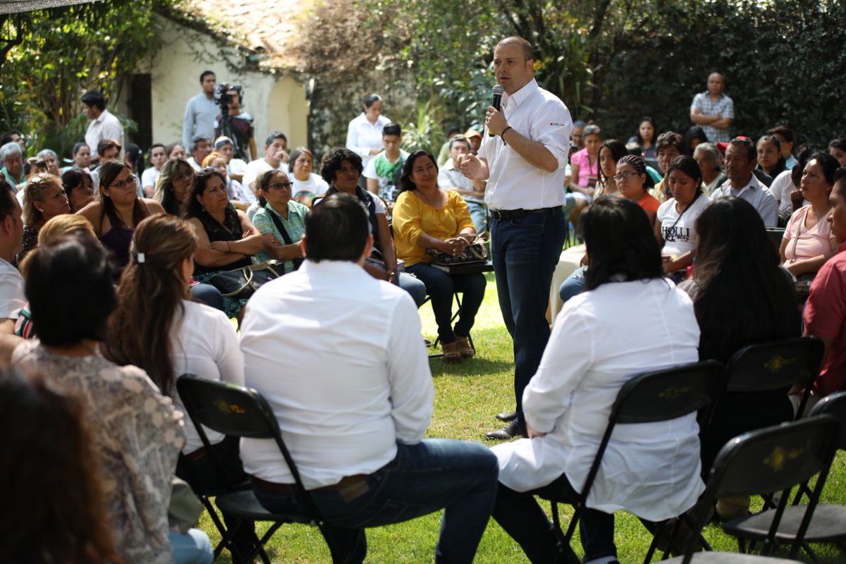 rodrigogayossoc's tweet photo. Con amigas y amigos de #Cuernavaca platiqué e intercambié ideas para transformar #Morelos. ¡Hoy estamos más fuertes y unidos que nunca! https://t.co/s1PUmZDyhl
