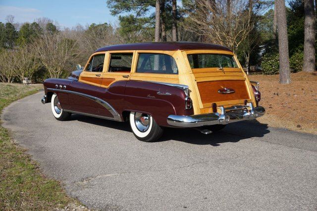 Mercomatic's tweet image. #EstateWagon was the rarest and most expensive #Buick produced in 1952. Wood portions were handcrafted in Michigan and mounted on the body before being returned to the factory for finishing; when this model ended in 1953, it was the last wood-bodied car made in America