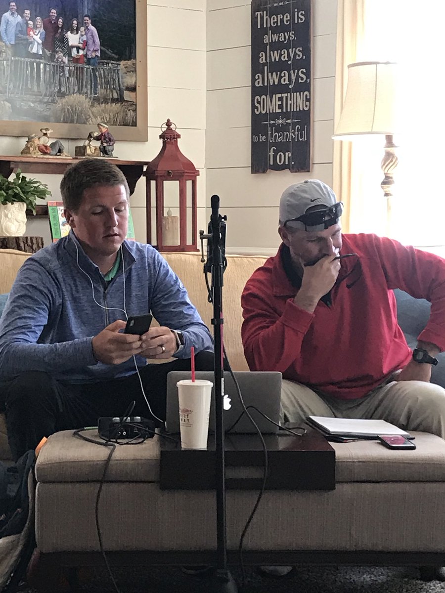 TM0NEYtweets's tweet photo. Look at the boys @PBJsportsshow working on episode 3. Be sure to follow them for mediocre podcasts at its finest. https://t.co/NhaM5X52TA