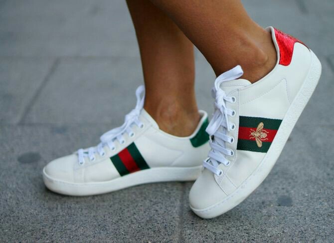MarModass's tweet image. Gucci sneakers. 
30€.
Tallas 36,37,38,39,40,41,42,43,44.
Envio entre 10 y 25 dias.
Pago por ingreso, transferencia bancaria, paypal o tarjeta. 
No contra reembolso.
numero de seguimiento del pedido.
Pedido por mensaje privado, whatsapp 640710523,o email mar.modass@gmail.com