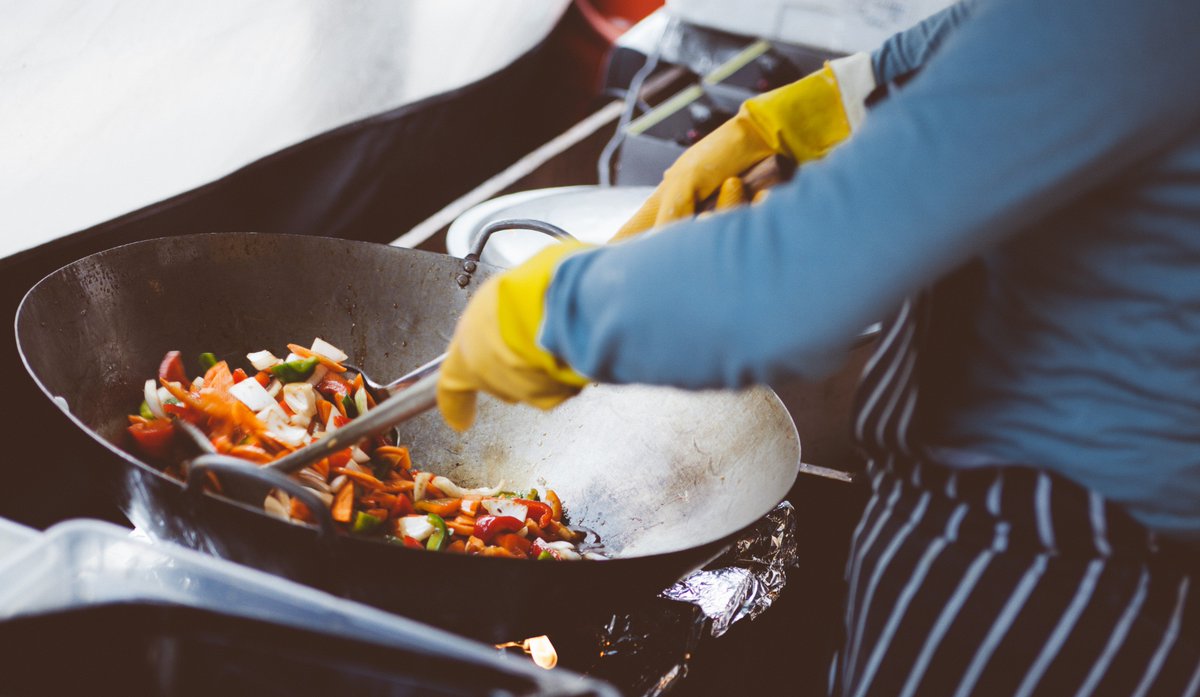 This month's Hot Off the Press Series by <a href="/TheAchesonGroup/">The Acheson Group</a> focuses on general food safety practices including temperature, sanitation and allergens #RestaurantRecoveryInsurance #TMHCCS bit.ly/2GETbOw