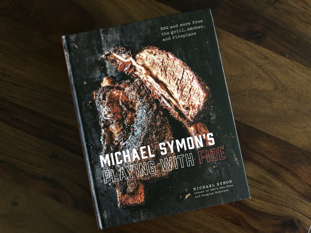 TheSmokingHo's tweet photo. I’m giving away a copy of @chefsymon’s new book, #PlayingWithFireCookbook, and a @Masterbuilt smoker on the blog - https://t.co/KV35VMPvvp #AD https://t.co/UsIpckNdPu