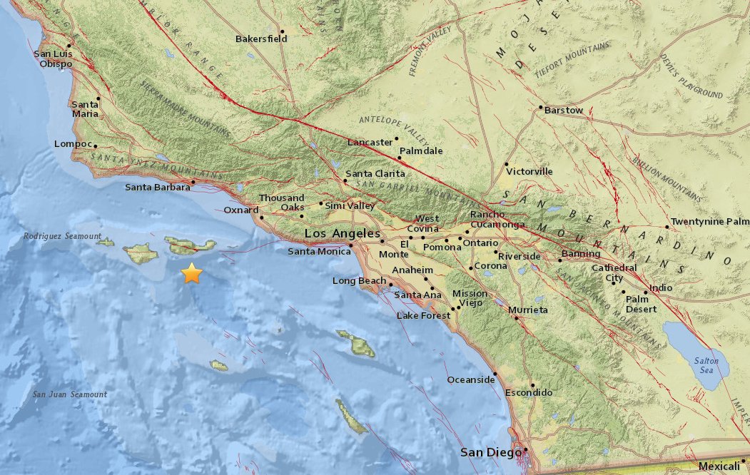 FOX 11 Los Angeles tweet media