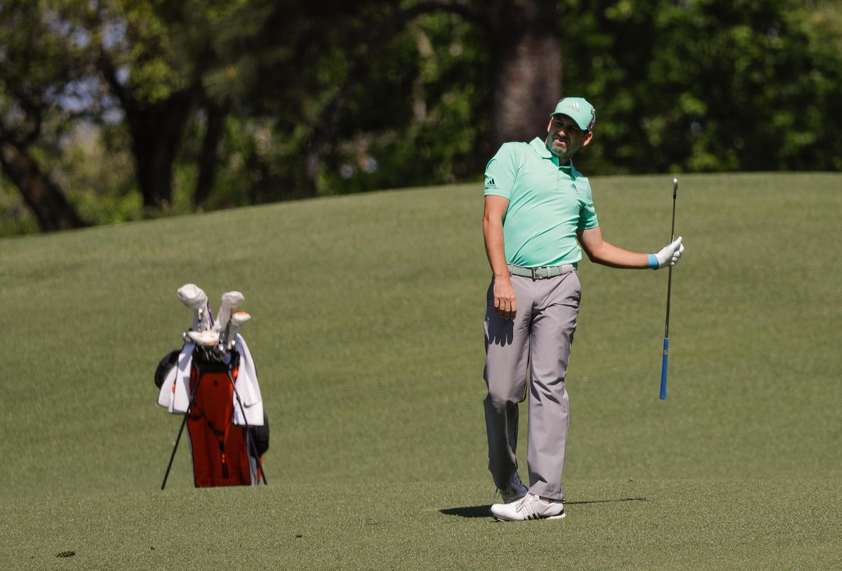 espn's tweet image. Defending champion Sergio Garcia just put five balls in the water.

His 13(!) is tied for the worst score on any hole in Masters history.