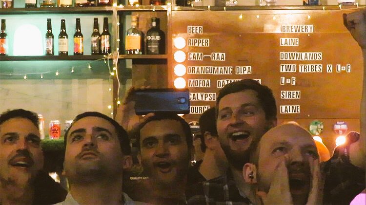 Oli_Lane1's tweet photo. What a night! Just got some great pics back from our @SkyfrontVR tournament last Thursday @thevrconcept I was down @worldsend_btn and we won -coincidence @AntzNixon ? 👀 #worldfirst #again #humblebrag #pubVR https://t.co/sR6iIkuU1z