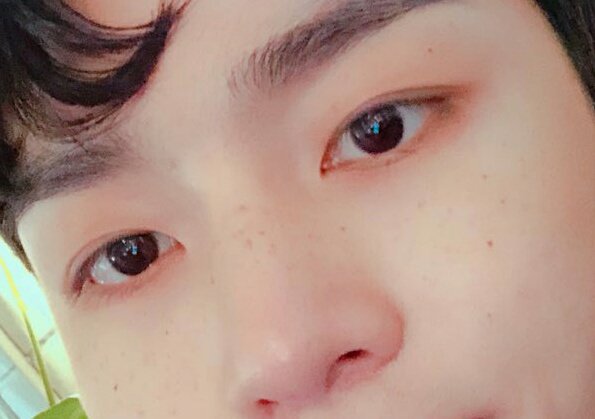 ptgsdetails's tweet photo. #hyunggu
⋆ eyes
⋆ nose
⋆ freckles https://t.co/75bKyv4kau