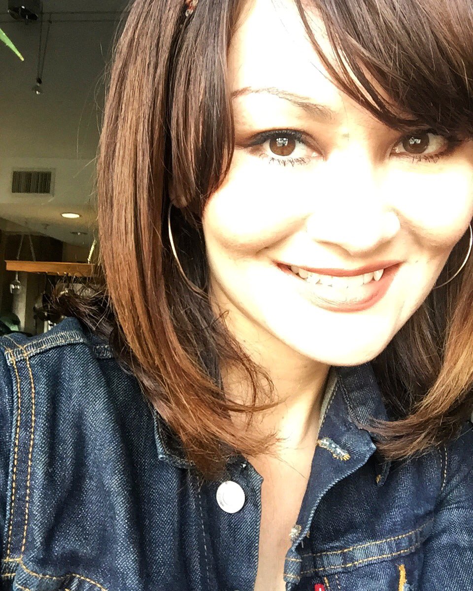 MaryChristinaB's tweet image. When you love yourself more things become simpler; don't forget to give yourself some tender loving care. 🙏🏼💙 #themcb #LoveYourself #TLC #la #downtownla