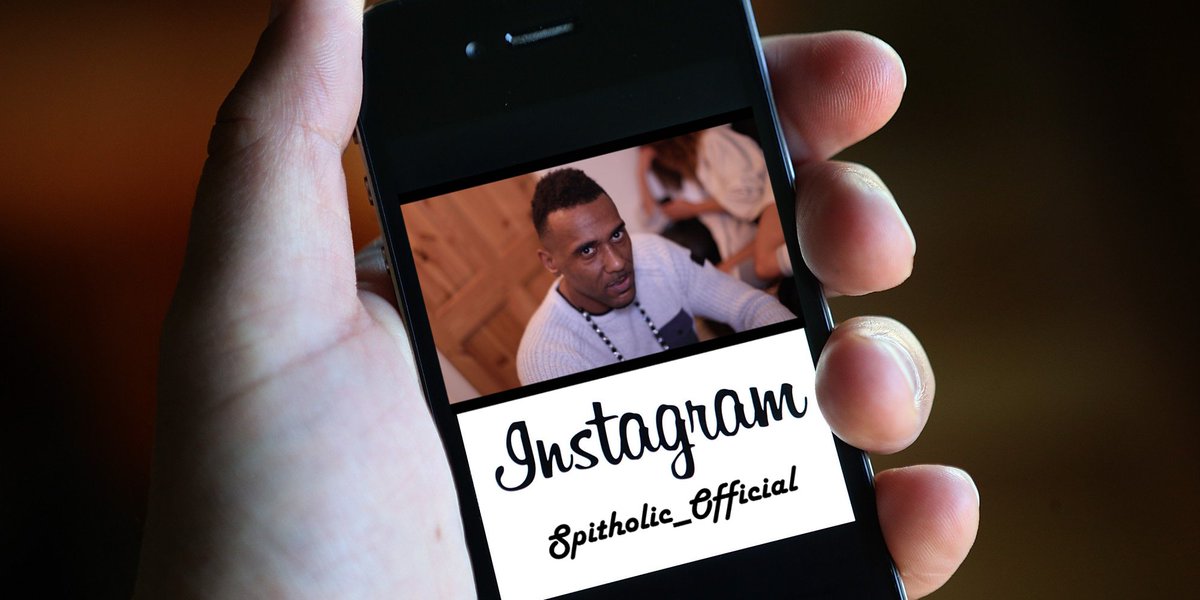 Spitholic tweet media
