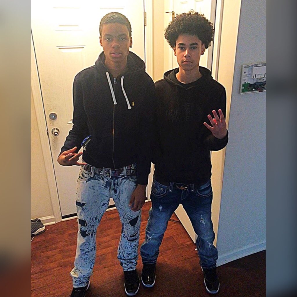4300_jayy's tweet photo. Keep jayvo by my side cause ik bro he steppin wit me 🧟‍♂️💯 https://t.co/mdvwFwXHXb