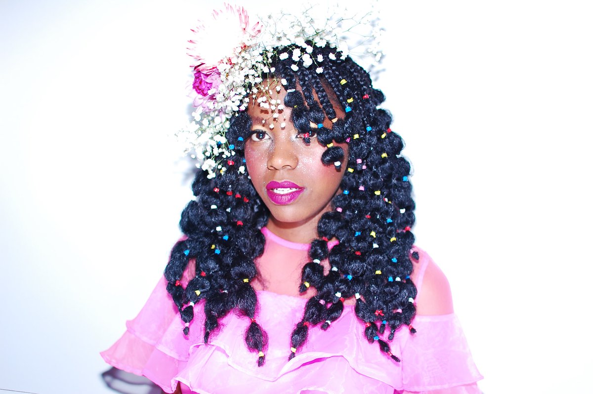 EYEPISSGLITTER's tweet photo. .@BespokeCurry talks about her mission in black hair + art + creative direction in our story! Check it out!
IG: EYEPISSGLITTER
#HAIRWEEK x #EYEPISSGLITTER https://t.co/fk8oxTVyHE
