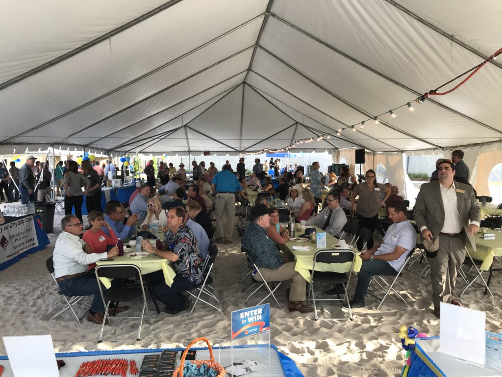 PascoGovAffairs's tweet photo. Congratulations @PascoEDC! The 16th Annual Caribbean🌴Cowboy 🤠theme NetFest at Epperson featuring the Nation’s First Crystal Lagoons Amenity was a success. A big Thank Y’all 🤠 to the Sponsors and Guest for making NetFest such a hit. https://t.co/FpDGg2dd4U