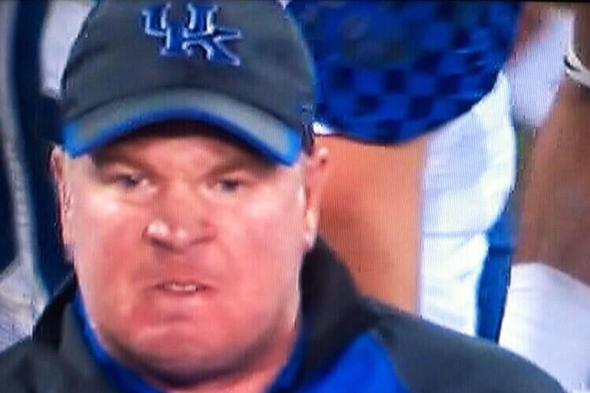 murcstuups's tweet photo. if u dont                    you dont
luv me                       desurv mee
@ my                         @ my                  #bbn https://t.co/6KZJrMtG1u