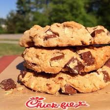 CFAdezavala's tweet photo. FREEBIE ALERT! Swing by tomorrow, Friday April 6th / 11:30a - 1:30p to receive a free cookie to help kick start your weekend!!! Simply show this post in the drive thru when placing your order. 
One cookie per person per account.
***Drive Thru Only*** ***DZV location only*** https://t.co/sw1PhxlAKa