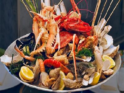 PlanWatcher_MAD's tweet photo. Ofertaza: Parrillada de marisco para dos personas con bebida desde 24 € https://t.co/ljDsytXdAT https://t.co/6IWepljj4c