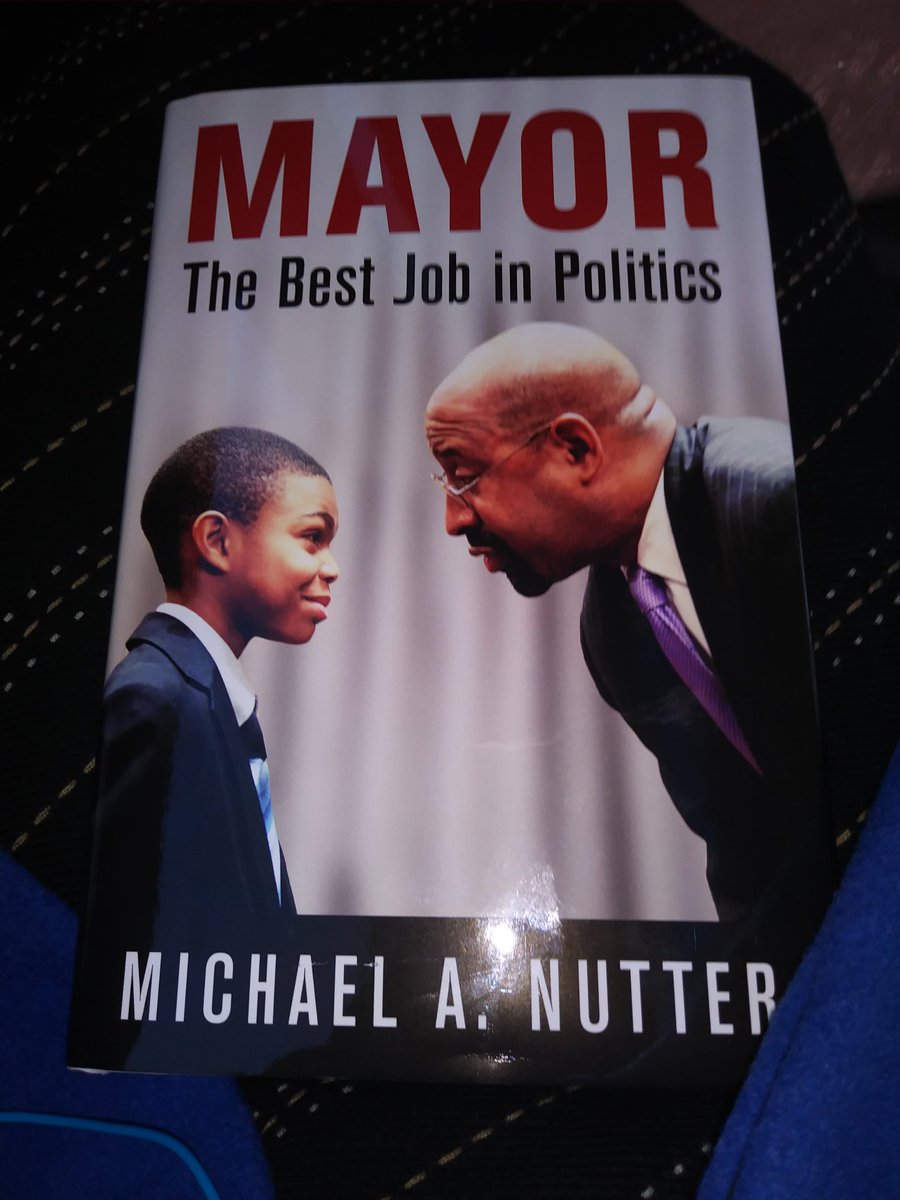 CandiGlamShop's tweet photo. @baltimorebudget I got my book!! Thank you! #goodgovernmentbookclub #awesomesauce #excited #nerdlife #booklove #loverofKNOWLEDGE https://t.co/rClNhahYNY