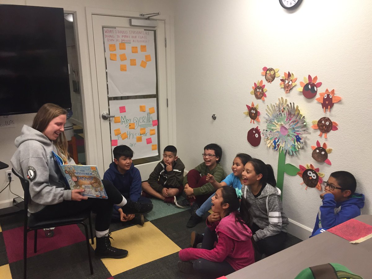 IHDFboulderco's tweet photo. Reading is fun! Volunteers help us run quality after school and summer programming. Apply to volunteer today if you would like to join us in supporting students: https://t.co/kOs3gQfh9q #bouldercountydreamers #IHDF #IHDFbouldercounty https://t.co/5H9yXyir3T