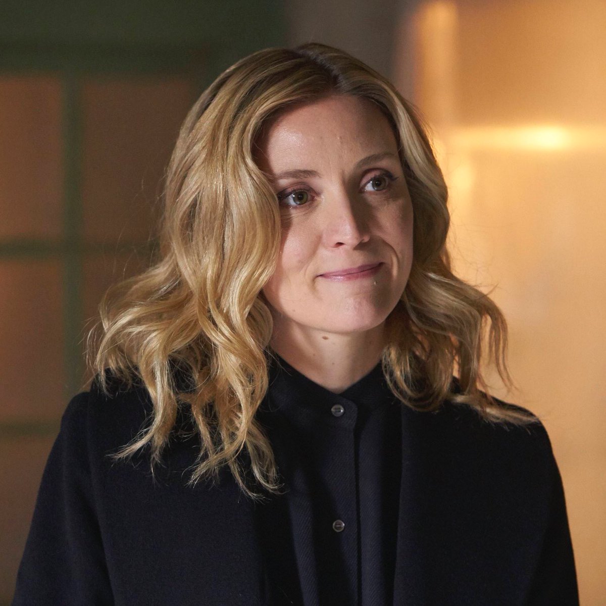 if you                           then you don’t 
don’t love                    deserve 
s3 delphine                 s5 delphine