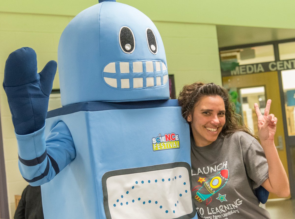 ncscifest's tweet photo. We were thrilled to produce the science activities used by @GallberryFarm's amazing science night crew at their @DukeEnergy Science Night. Read more about it here: https://t.co/D2Zbb88hiv https://t.co/rcn5VNdVkn