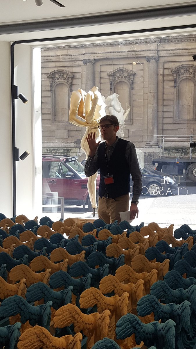 ModClassicisms's tweet image. Fab tour of The Classical Now today from Michael Squire for delegates of the Association for Art History Conference. Can&apos;t wait for tomorrow&apos;s occasion in the Conference #Festival hosted in the exhibition from 12.30-3.00. #forarthistory2018 @forarthistory 
modernclassicisms.com/2018/04/02/on-…