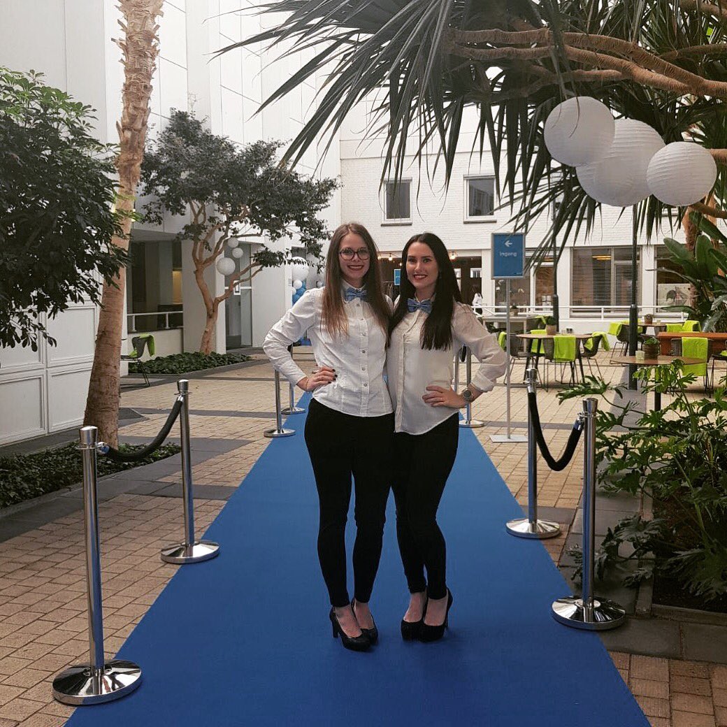 PromoExtended's tweet photo. 70% van het succes van een #evenement wordt bepaald door de eerste indruk. Gelukkig zijn onze #hostesses daar erg goed in! Vandaag mochten we weer een mooi evenement bemannen. #pehospitality #zusje https://t.co/BxID2qBKaJ