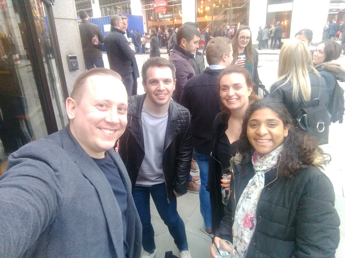 renitafurtado2's tweet photo. An evening well spent with Mendix evangelists. ;) #MxEvangelist #zurichinsuk https://t.co/xLhKOcsgqY